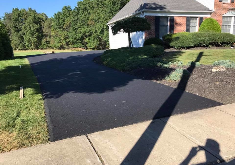 Asphalt Driveways: 4 Major Benefits